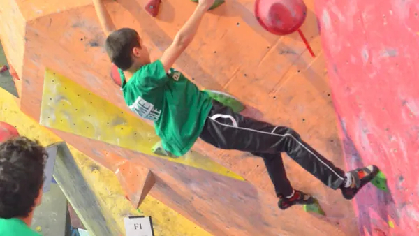 Kids On The Wall, poza 2