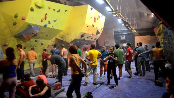 Natural Born Climbers, poza 7